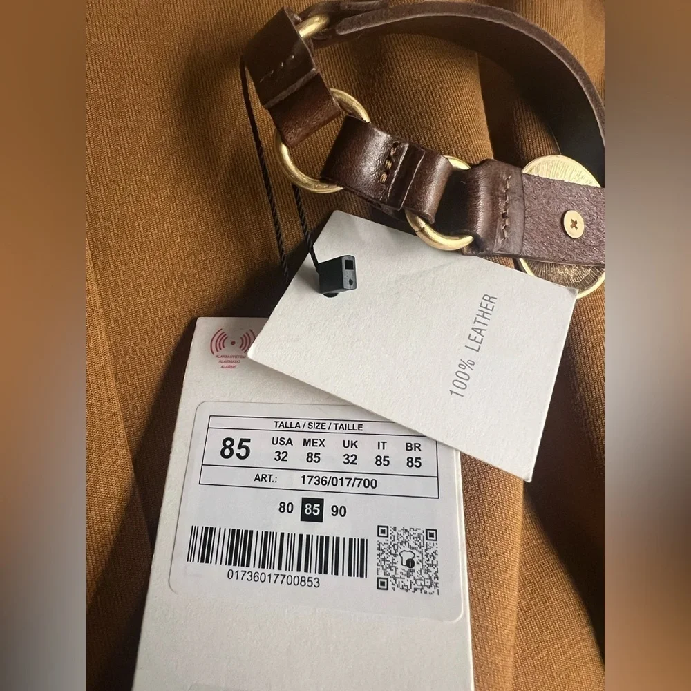 🔥🔥Zara Leather belt with metal pieces